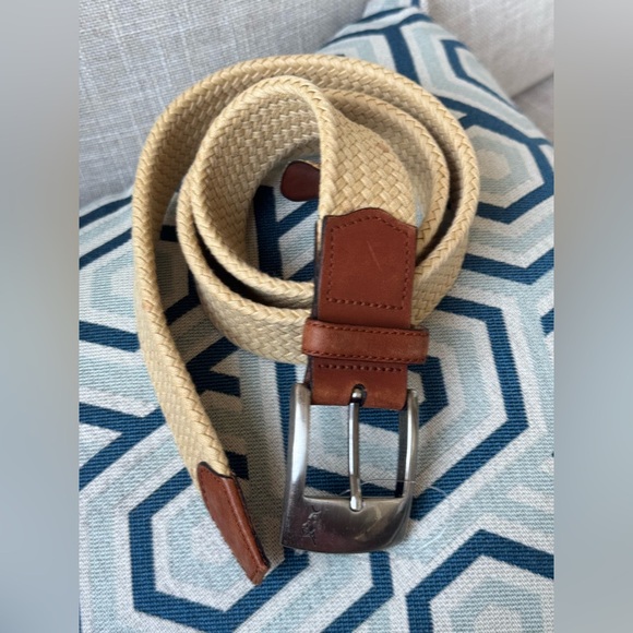 Tommy Bahama Accessories - Tommy Bahama belt size size 36 like new